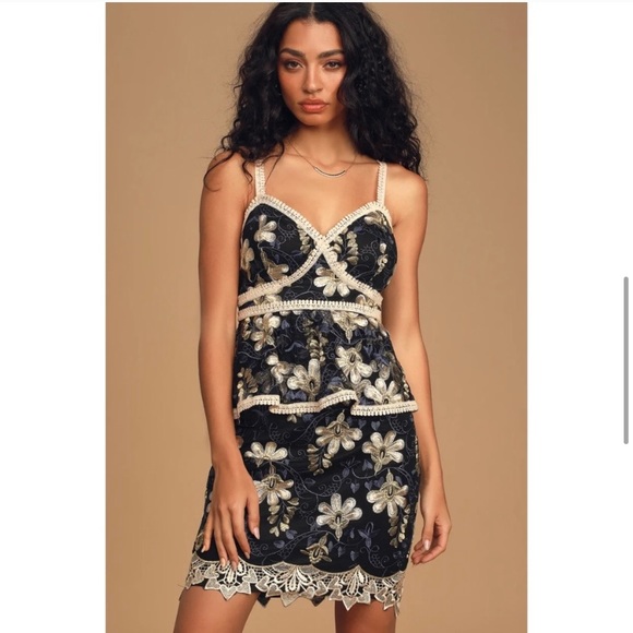 LuLu’s Karina Floral Embroidered Peplum Dress - Picture 8 of 15